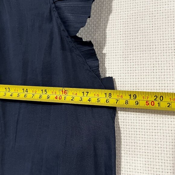 Philosophy Navy Blue V Neck Blouse Career Pleated Flutter Sleeve Size Medium - Picture 5 of 9